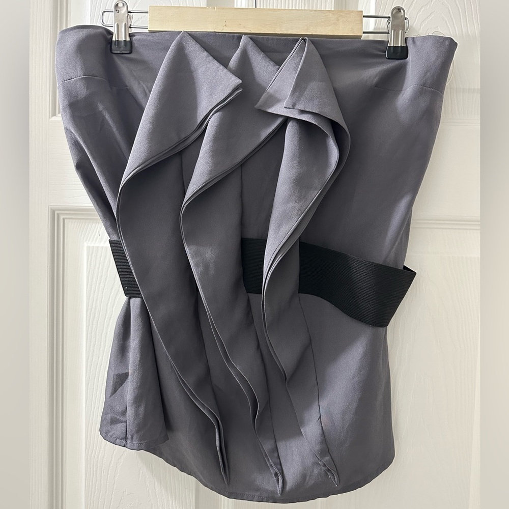 Black and Grey Strapless Top with Wide Black Belt Design